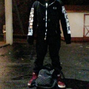 Meet your Posher, Diondray